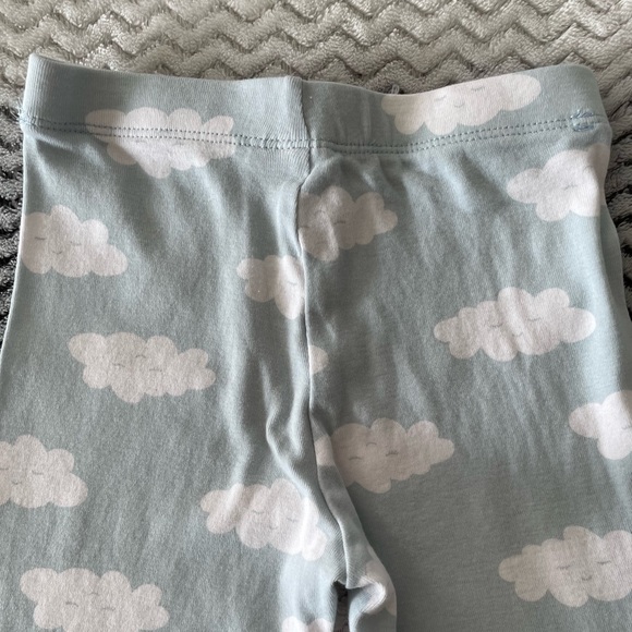 Loved, H&M Kids, Like New, Cloud Print Cotton Leggings Size 5Y - Picture 4 of 8